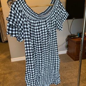 Brand: Xhilaration. Size: Medium. Price: $14